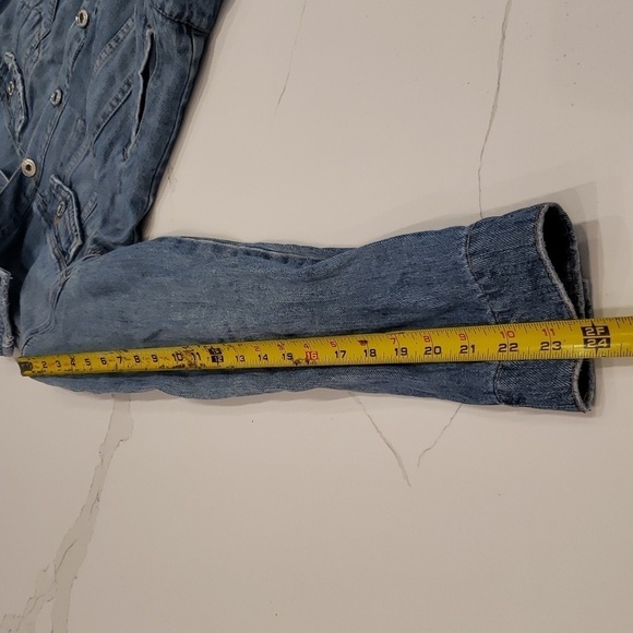 Pull & Bear Denim Jacket Raw Edge Distressed Women's Size M - Picture 13 of 13